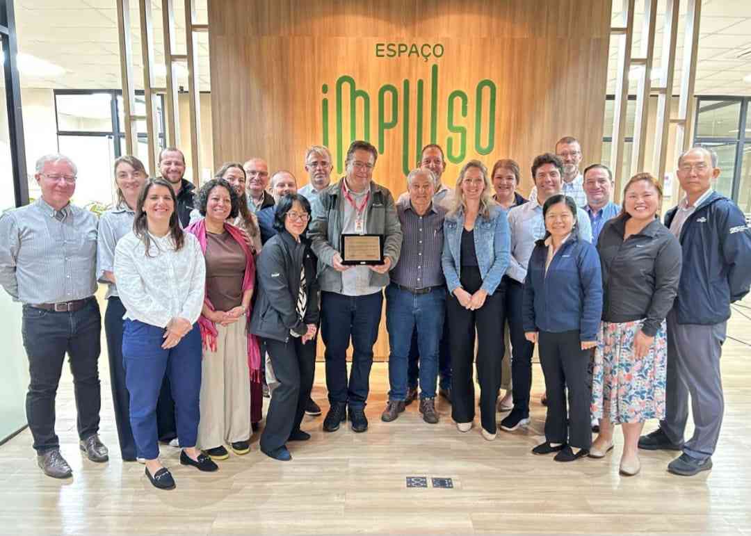  Executivos globais da Cargill visitam e estreitam parceria com a Coopavel
